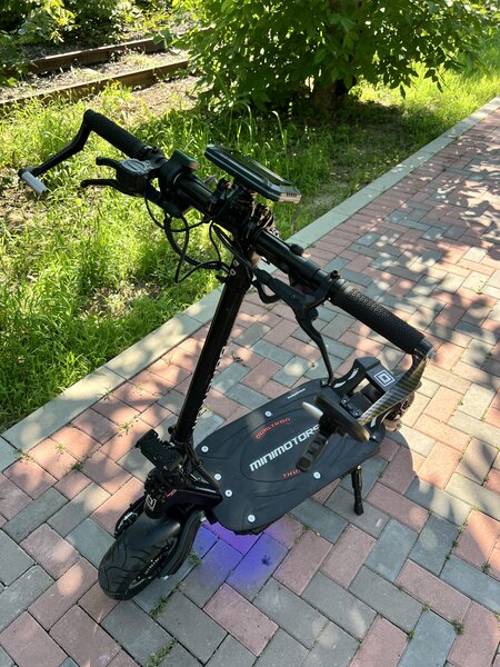 Dualtron Thunder 2 Model 2024, varianta PRO, 72V 40Ah, celule LG M50T 21700